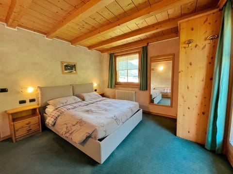 Bed, Bedroom, wardrobe