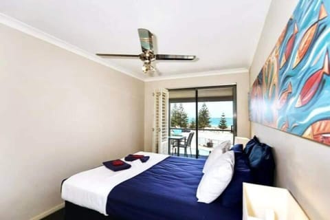 Scarborough Beach Front Resort - Shell Seven Condo in Perth