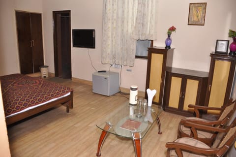 Hotel Pratiksha Hotel in Uttarakhand