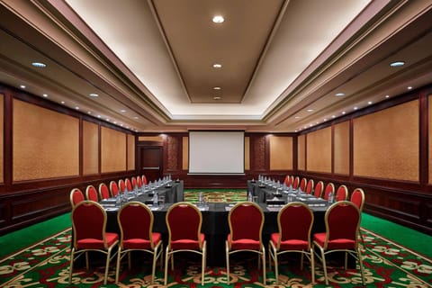 Meeting/conference room