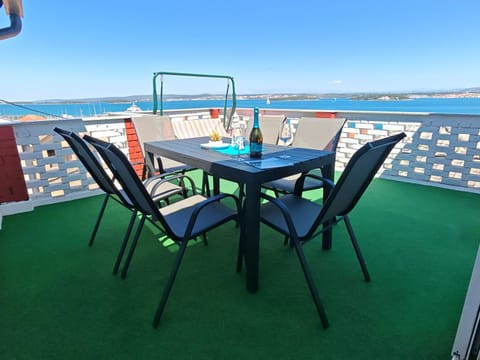 View (from property/room), Balcony/Terrace, Sea view