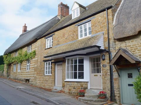 The Old Sweet Shop House in West Oxfordshire District