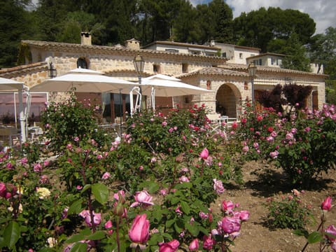 Les chambres du Restaurant le Castellaras - Teritoria Bed and breakfast in Fayence