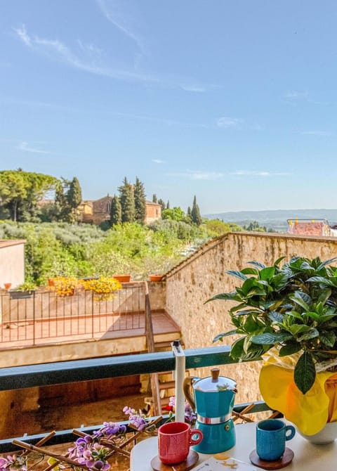 Natural landscape, View (from property/room), Balcony/Terrace, Dining area