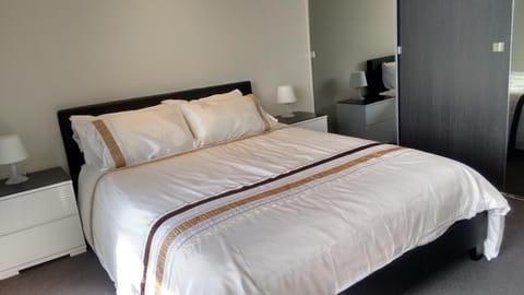 Camberwell Vacation Apartment Condo in Melbourne