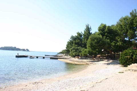 Facade/entrance, Summer, Beach