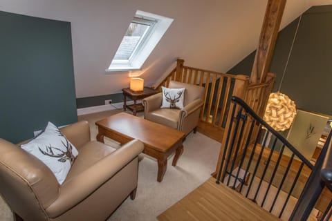 Library, Balcony/Terrace, Living room