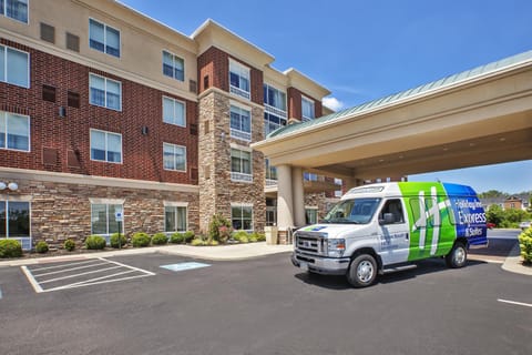Holiday Inn Express & Suites Dayton South - I-675, an IHG Hotel Hotel in Centerville