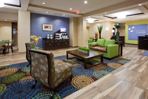 Holiday Inn Express & Suites Fort Dodge, an IHG Hotel Hotel in Fort Dodge