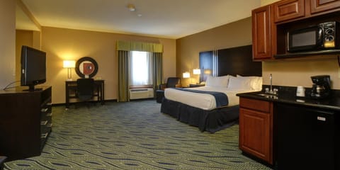 Holiday Inn Express & Suites Midwest City, an IHG Hotel Hotel in Midwest City