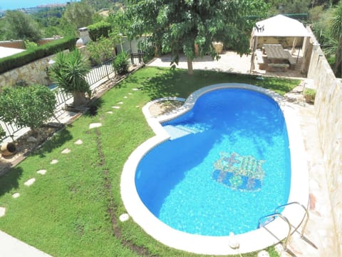 Garden, Swimming pool