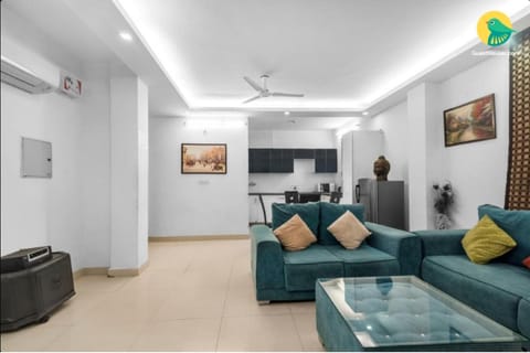 Prestige Apartments Condo in New Delhi