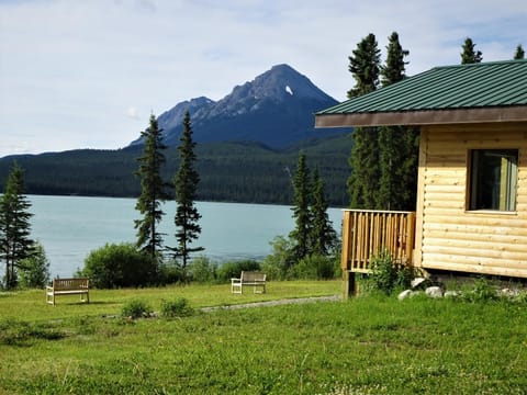 Southern Lakes Resort Resort in Yukon