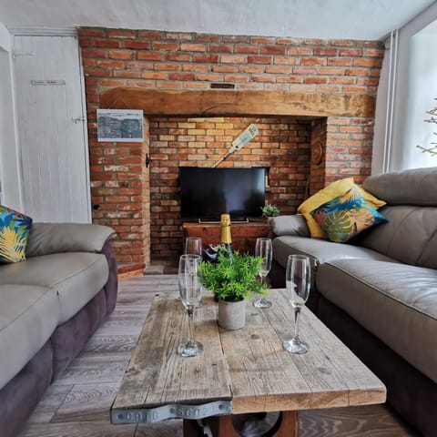 AnchorageWells Cottage for 8 to 10 people Chambre d’hôte in Wells-next-the-Sea