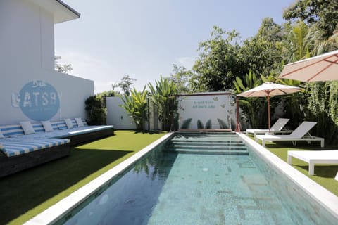 Lounge or bar, Swimming pool