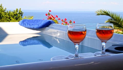 Hot Tub, Balcony/Terrace, Sea view