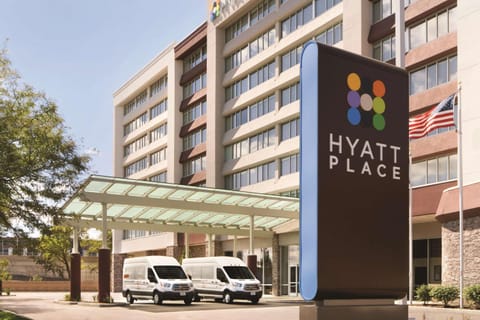 Hyatt Place Chicago O'Hare Airport Hotel in Rosemont