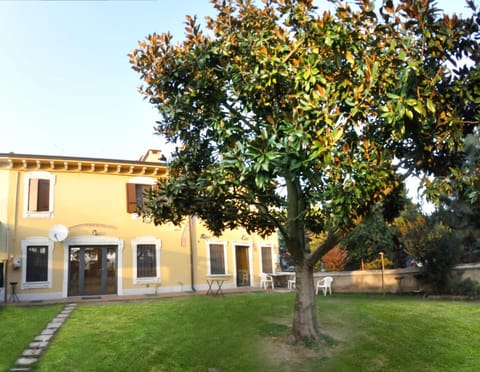 Facade/entrance, Garden, Garden view