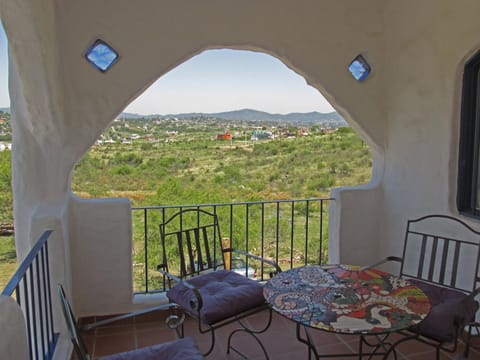 Balcony/Terrace, Mountain view