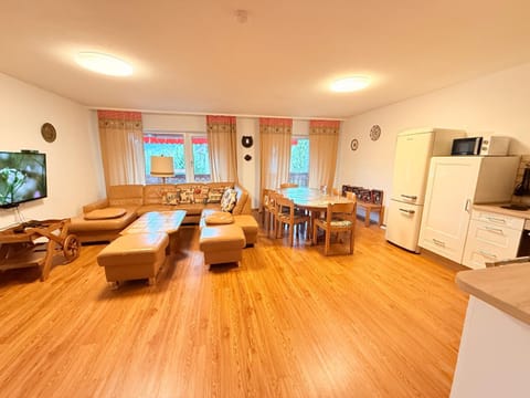 Kitchen or kitchenette, Living room, Dining area