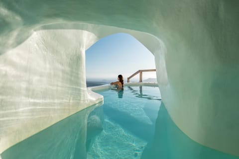 Bathroom, Balcony/Terrace, Landmark view, Sea view, Swimming pool