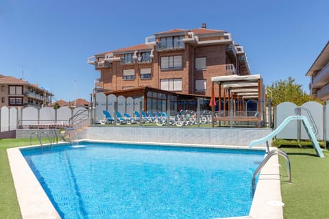 Pool view, Swimming pool