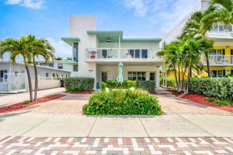 Sea Spray Inn Inn in Lauderdale-by-the-Sea