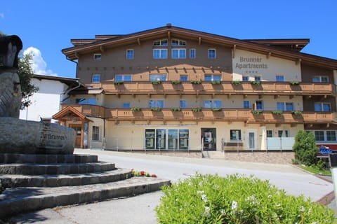 Property building, Day