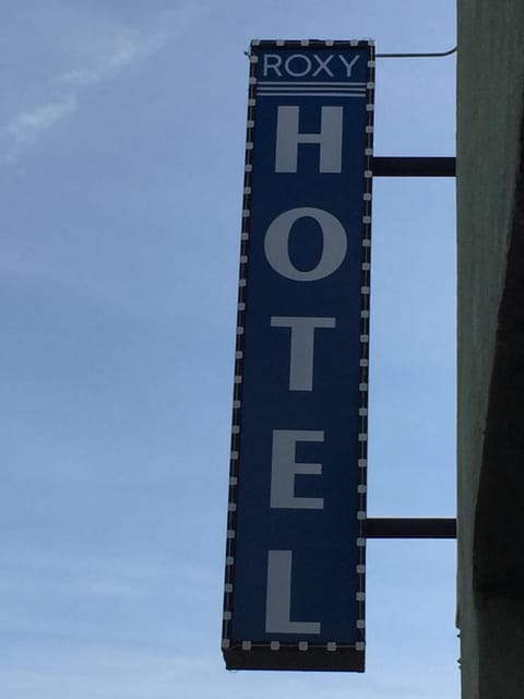 Roxy Hotel Motel in Los Feliz