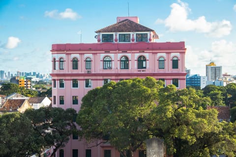 Facade/entrance, Bird's eye view