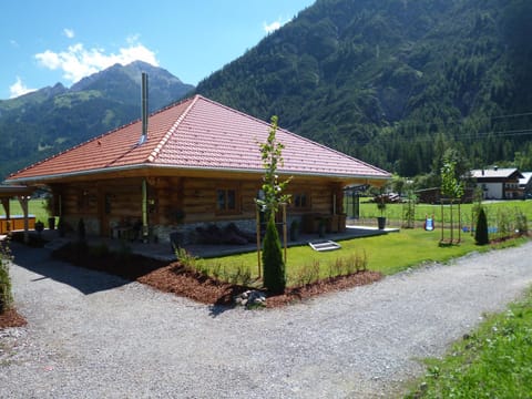 Property building, Day