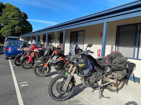 Cycling, Parking