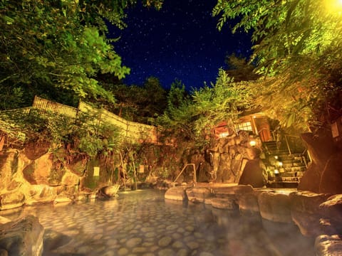 Hot Spring Bath, Open Air Bath