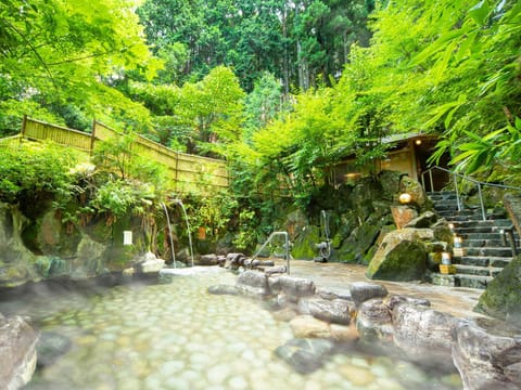 Hot Spring Bath, Open Air Bath