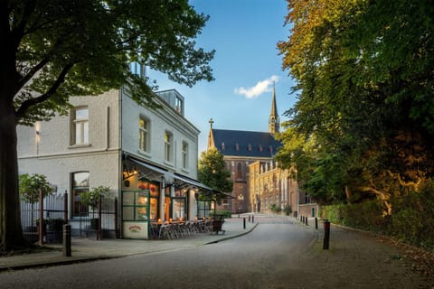 Hotel Restaurant Café Parkzicht Hotel in Roermond