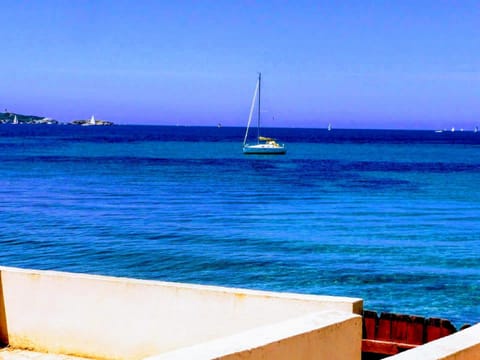 Balcony/Terrace, Balcony/Terrace, Beach, Sea view