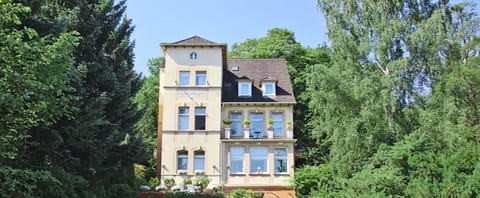 Hotel Burgfeld Alojamiento y desayuno in Kassel