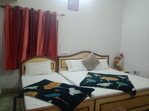 Hotel Swarajya Palace Hotel in Agra