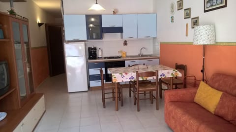Residence La Colombaia 1. 5/6 Beds Apartment in Porto Azzurro