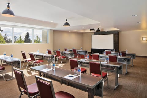 Meeting/conference room