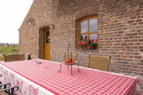 Facade/entrance, Balcony/Terrace, Decorative detail