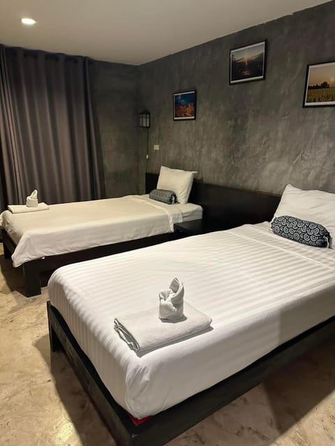 Come Moon Loft Hotel Hotel in Laos