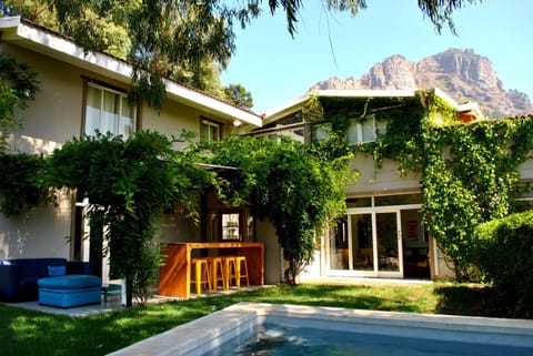 Skyview Manor Bed and Breakfast in Cape Town