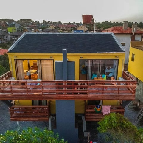 Lobos de Mar House in Rocha Department, Uruguay