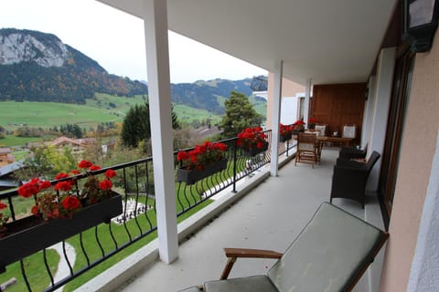 Rosat 22 Condo in Canton of Vaud