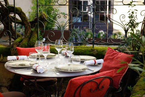 Logis de la Cadène - Teritoria Alojamiento y desayuno in Saint-Émilion