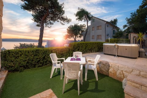 Apartments Villa Luxor Condo in Trogir