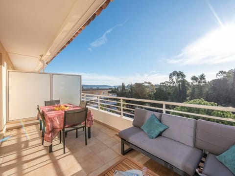 Apartment Le Domaine de la Baie-1 by Interhome Apartment in Cavalaire-sur-Mer