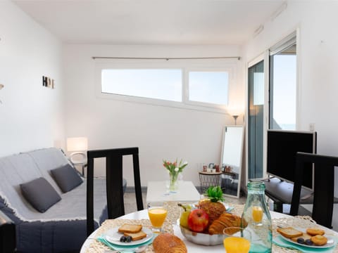 Apartment La Tour Fenestrelle by Interhome Apartment in La Grande-Motte