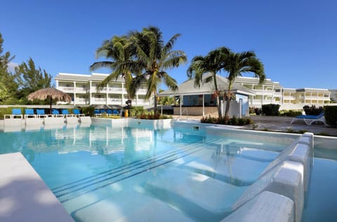 Property building, Pool view, Swimming pool